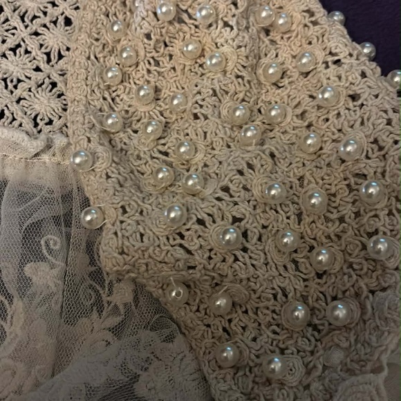 Forever 21 Cream Lace Embellished Blouse - Picture 5 of 7